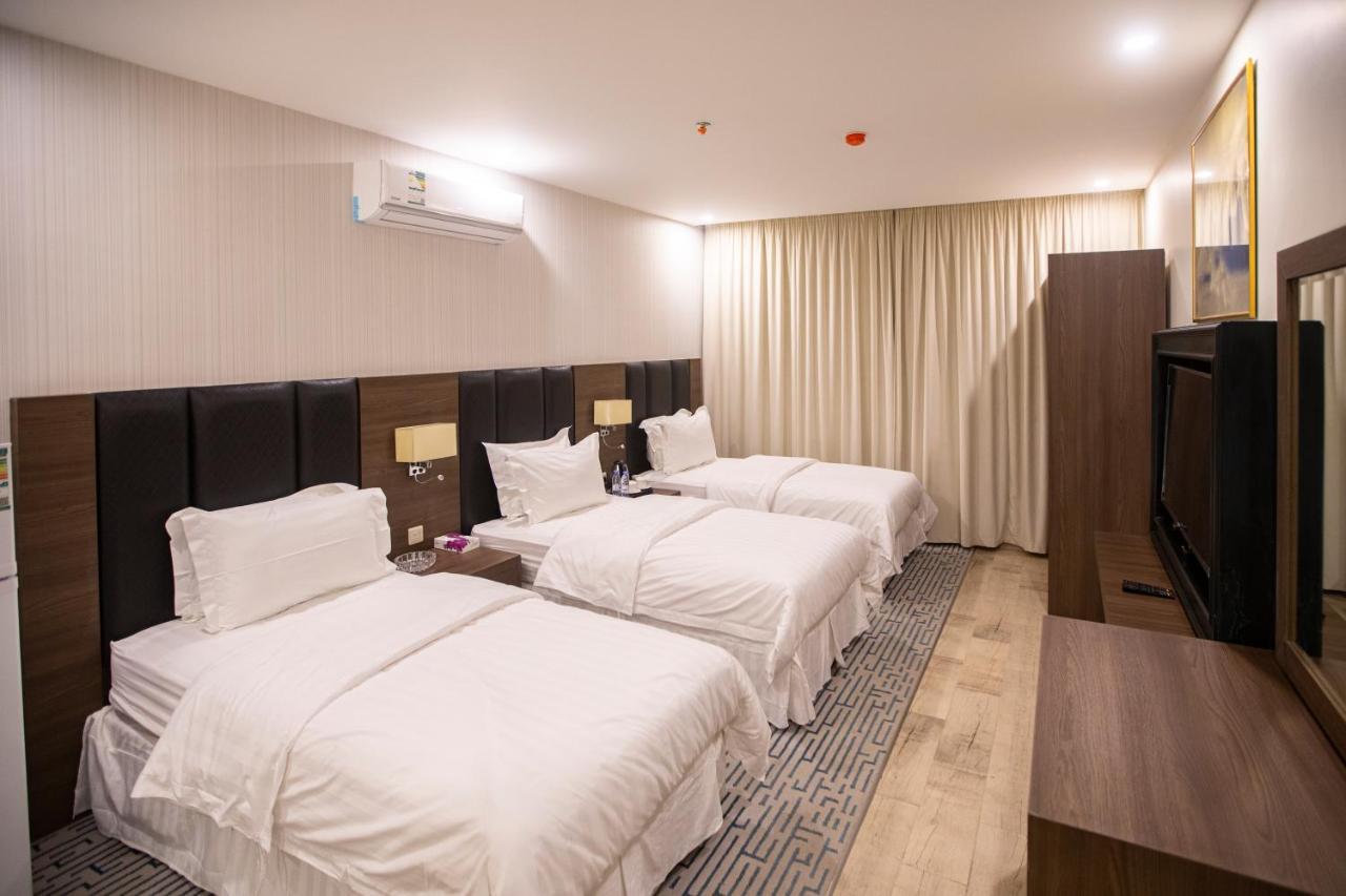 Olive Tree Hotel ตะบูก ภายนอก รูปภาพ